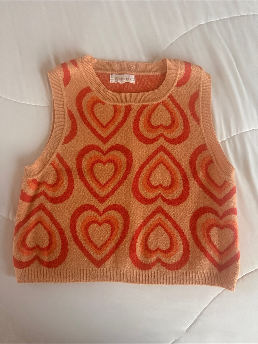La Hearts Peach and Coral Heart Pattern Sweater Vest